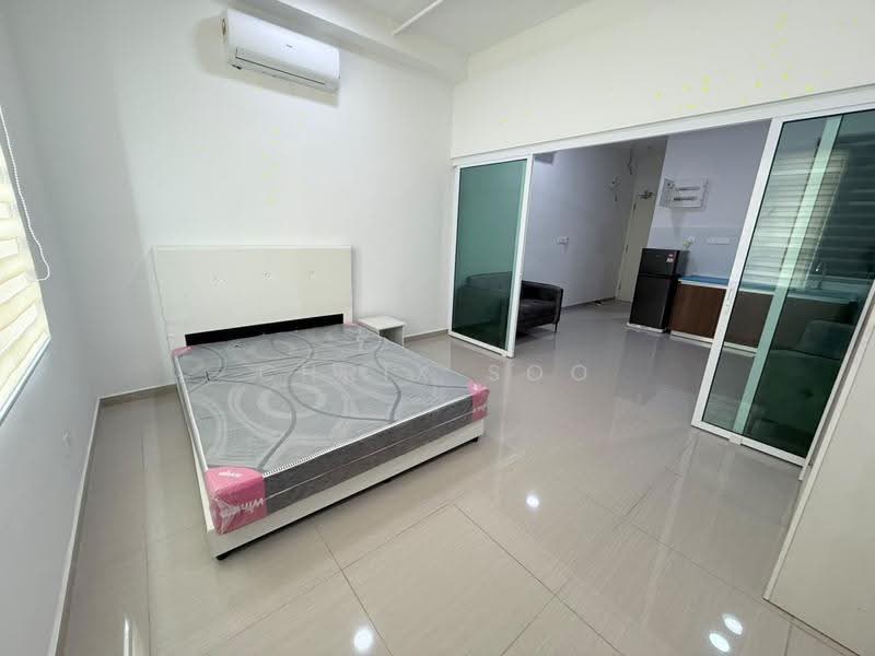Kediaman Servis untuk Disewa di Mesahill - Chrix Soo - Bedroom - PropertyGuru.com.my
