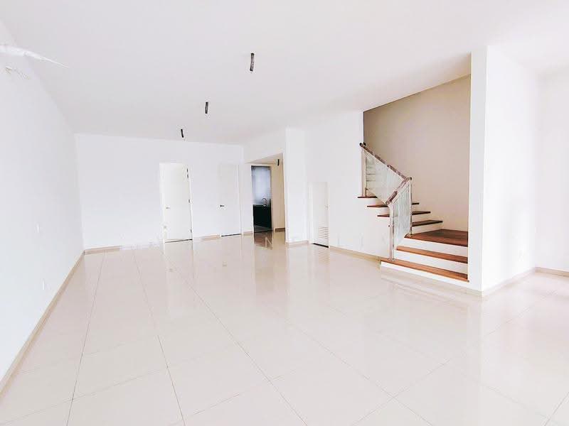 2-storey Terraced House for Sale in Bandar Seri Alam (Masai) - Yvonne Lim - Living Room - PropertyGuru.com.my