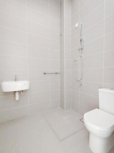 2-storey Terraced House for Sale in Bandar Seri Alam (Masai) - Yvonne Lim - Bathroom - PropertyGuru.com.my
