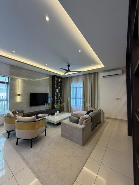 Rumah Berkembar untuk Dijual di Bandar Puteri Bangi (Bangi) - Nafis Hashim - Living Room - PropertyGuru.com.my
