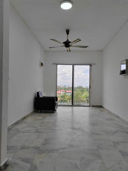 Pangsapuri untuk Dijual di Kesidang Indah - Woon . - Living Room - PropertyGuru.com.my