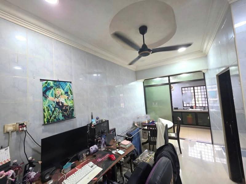 1-storey Terraced House for Sale in Taman Johor Jaya (Johor Bahru) - Karl Lim - Study - PropertyGuru.com.my