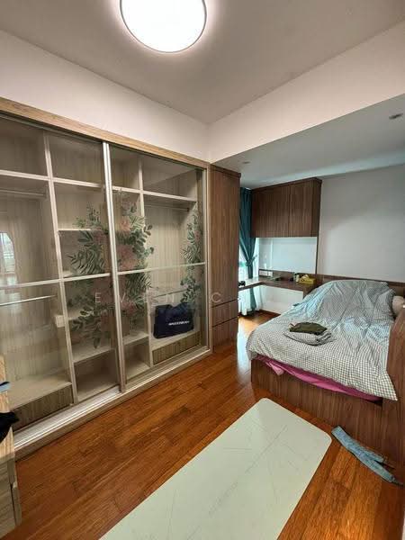 Pangsapuri untuk Dijual di Molek Pine 4 - Even Chun - PropertyGuru.com.my