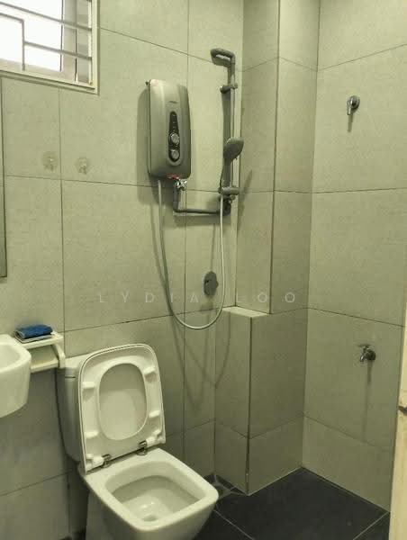 Rumah Teres 2-Tingkat untuk Disewa di Usj 20 (Subang Jaya) - Lydia Loo - Bathroom - PropertyGuru.com.my