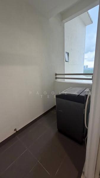 Kondominium untuk Dijual di Botanika - Paggie Tee - Balcony - PropertyGuru.com.my