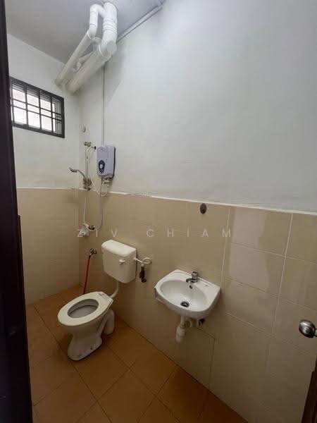 Flat for Sale at Permas Sentral - Ziv Chiam - Bathroom - PropertyGuru.com.my