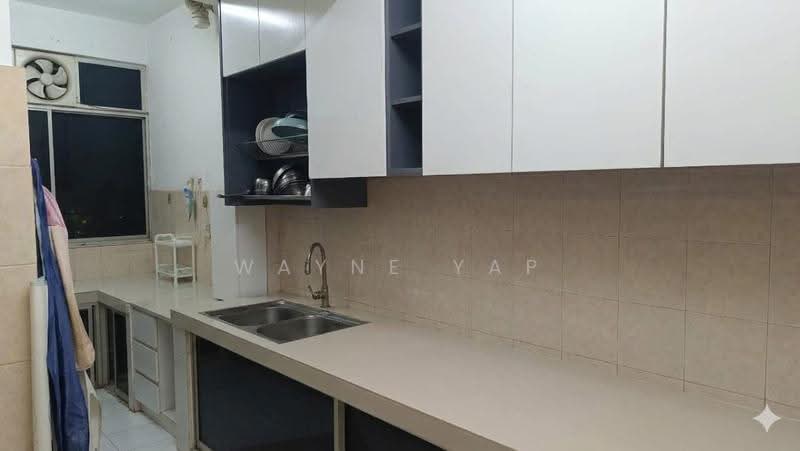 Pangsapuri untuk Dijual di Desa Saujana - Wayne Yap - Kitchen - PropertyGuru.com.my
