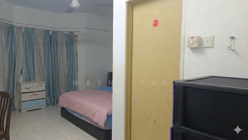 Pangsapuri untuk Dijual di Desa Saujana - Wayne Yap - Bedroom - PropertyGuru.com.my