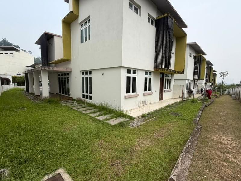 Bungalow House untuk Dijual di Ampang (Selangor) - calvin Chin - Exterior - PropertyGuru.com.my