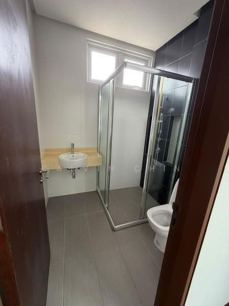 Bungalow House untuk Dijual di Ampang (Selangor) - calvin Chin - Bathroom - PropertyGuru.com.my