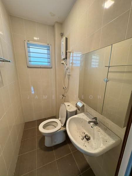 Rumah Teres 2-Tingkat untuk Dijual di Bandar Putra Permai (Seri Kembangan) - James Teoh - Bathroom - PropertyGuru.com.my