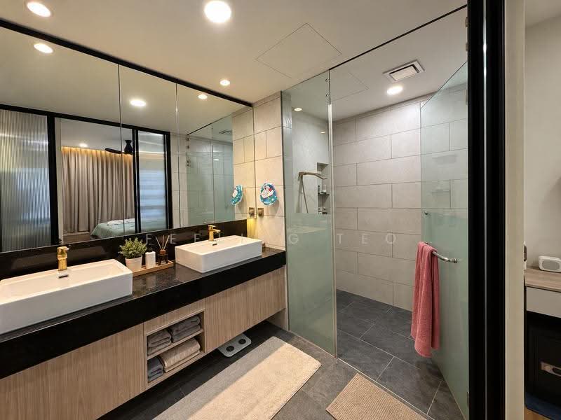 Service Residence for Sale at Paisley @ Tropicana Metropark - Feeling Teo - Bathroom - PropertyGuru.com.my