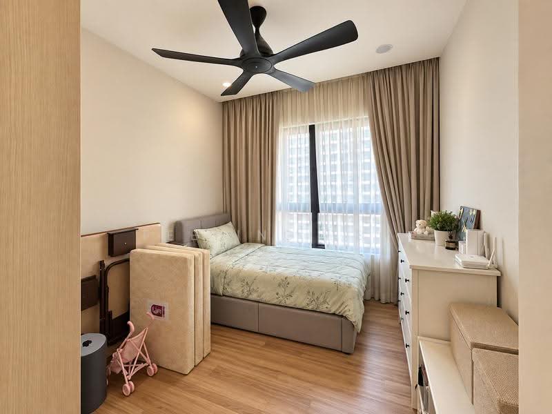 Service Residence for Sale at Paisley @ Tropicana Metropark - Feeling Teo - Bedroom - PropertyGuru.com.my