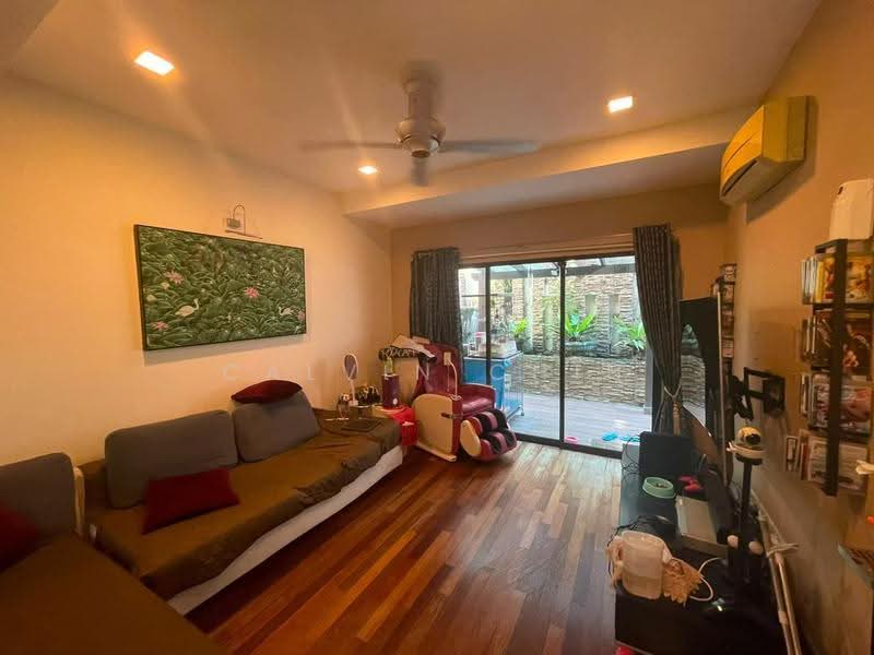 Rumah Berkembar untuk Dijual di Riverview Kemensah (Melawati) - calvin Chin - Living Room - PropertyGuru.com.my