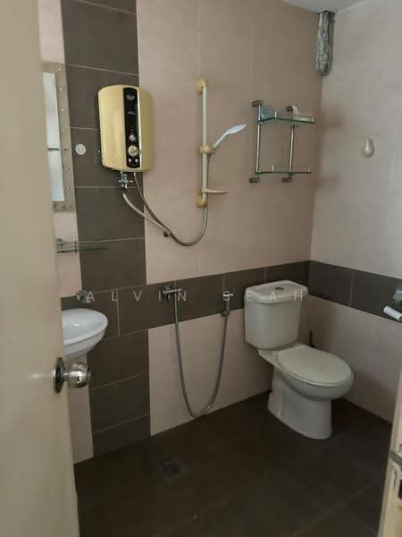 2-storey Terraced House for Rent in SS 21, Damansara Utama (Petaling Jaya) - Alvin Seah - Bathroom - PropertyGuru.com.my