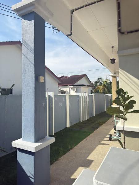 Rumah Teres untuk Dijual di Sungai Buloh (Selangor) - Zalina Zubaidi - Exterior - PropertyGuru.com.my