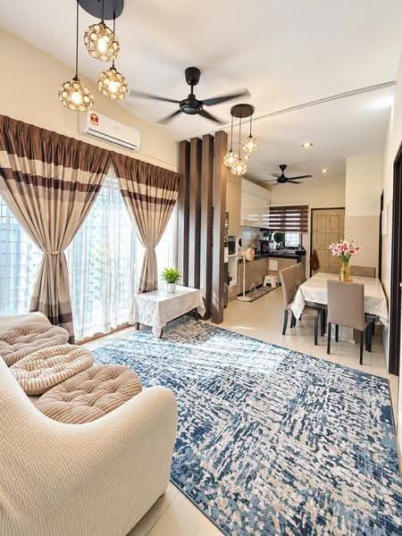 Rumah Teres untuk Dijual di Sungai Buloh (Selangor) - Zalina Zubaidi - Living Room - PropertyGuru.com.my