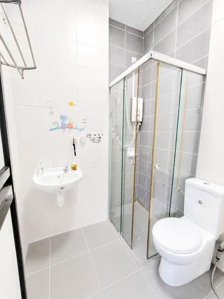 Rumah Teres 2-Tingkat untuk Dijual di Taman Mount Austin (Tebrau) - Xue Qi Wong - Bathroom - PropertyGuru.com.my