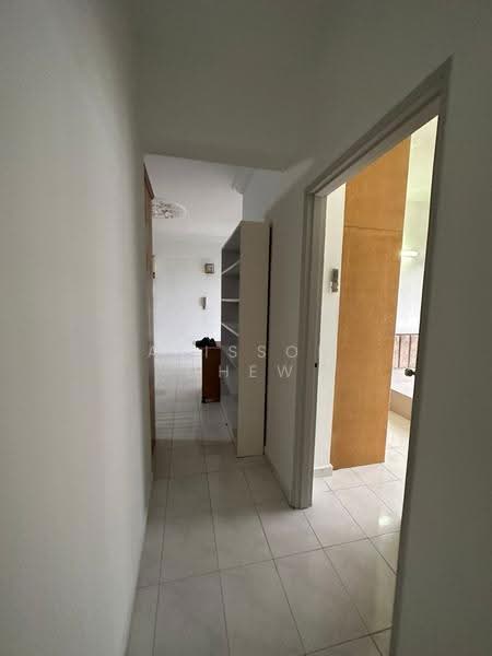 Condominium for Sale at E-Park Condominium - Alisson Chew - Corridor - PropertyGuru.com.my