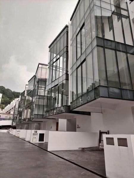 Rumah Teres 4-Tingkat untuk Dijual di Empire Residence, Damansara Perdana, Petaling Jaya (Damansara Perdana) - Leslie Low - Exterior - PropertyGuru.com.my