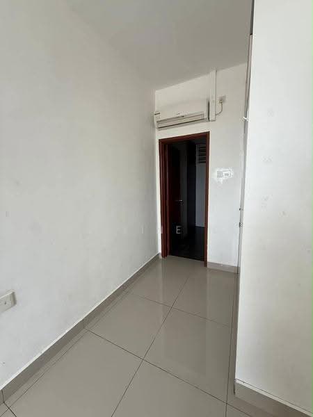 Kediaman Servis untuk Dijual di Larkin Heights - Pauline Ng - Interior - PropertyGuru.com.my