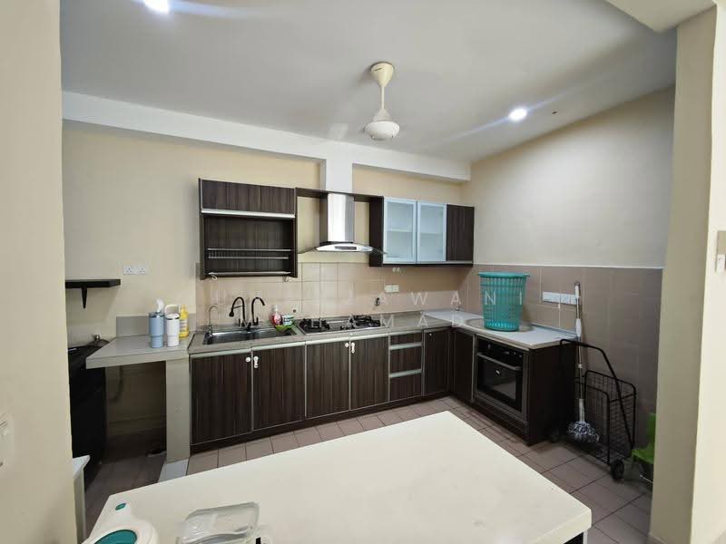 Condominium for Sale at Sri Lojing Condominiums - Muna Zawani Muhamad - Kitchen - PropertyGuru.com.my