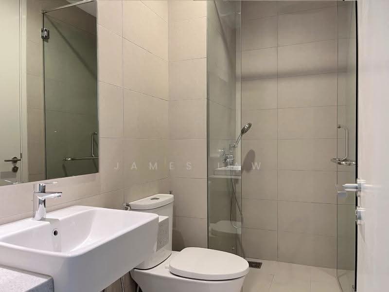 Kediaman Servis untuk Dijual di Hampton Height Damansara - James Law - Bathroom - PropertyGuru.com.my