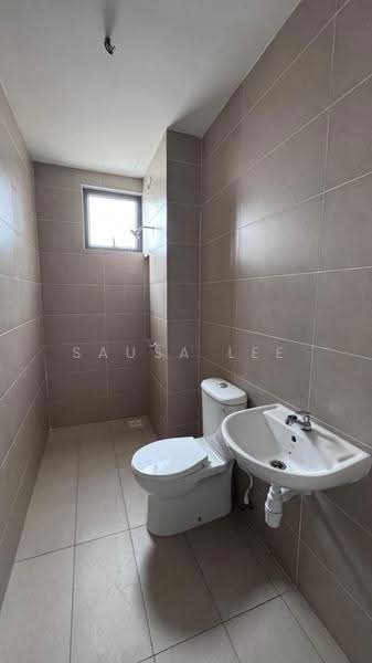 Service Residence for Sale at RESIDENSI IDAMAN RIA - Sausa Lee - PropertyGuru.com.my