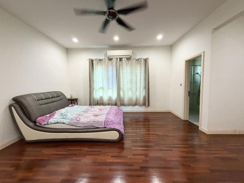 Rumah Teres 3-Tingkat untuk Dijual di Taman Taming Indah 2 (Bandar Sungai Long) - Heidi Lim - Bedroom - PropertyGuru.com.my