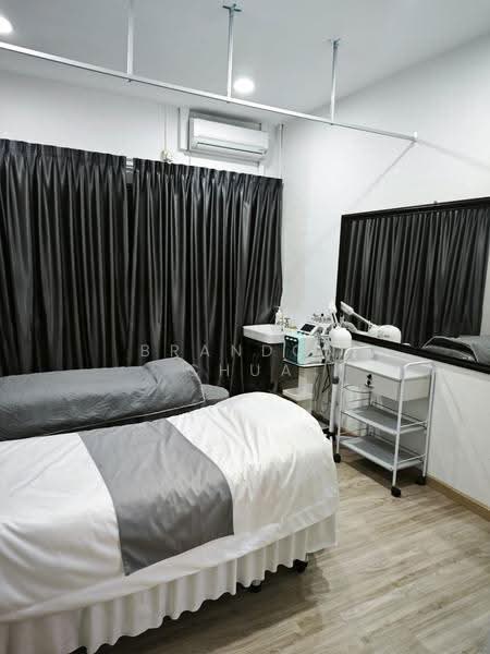 Shop for Rent in Taman Pelangi (Johor Bahru) - Brandon Chua - Interior - PropertyGuru.com.my