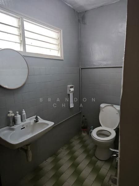 Shop for Rent in Taman Pelangi (Johor Bahru) - Brandon Chua - Bathroom - PropertyGuru.com.my