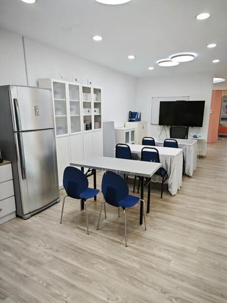 Shop for Rent in Taman Pelangi (Johor Bahru) - Brandon Chua - Interior - PropertyGuru.com.my
