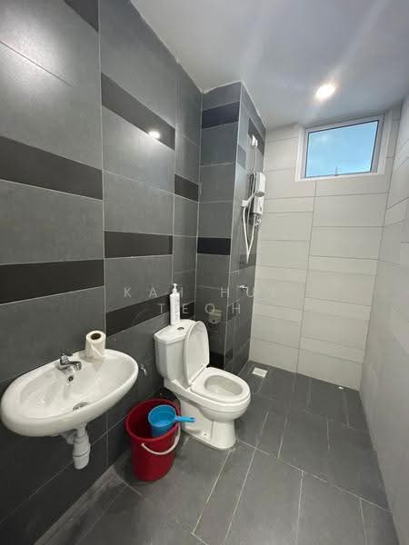 Kondominium untuk Disewa di The Sky @ Tripark - Kah Hui Teoh - Bathroom - PropertyGuru.com.my