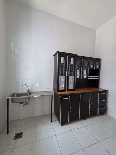 Rumah Teres 3-Tingkat untuk Dijual di Taman Limbongan Indah (Klebang) - Woon . - Kitchen - PropertyGuru.com.my
