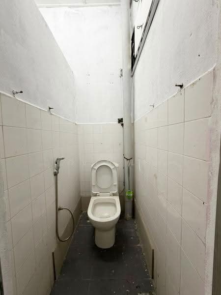 1-storey Terraced House for Sale in Taman Seruling Emas (Sungai Jawi) - Jovin Lee - Bathroom - PropertyGuru.com.my