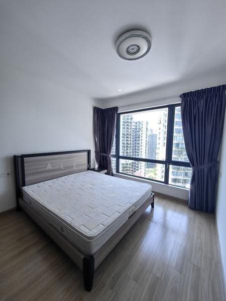 Pangsapuri untuk Disewa di Regalia Park @ Forest City - Alex Cheah - Bedroom 2 - PropertyGuru.com.my