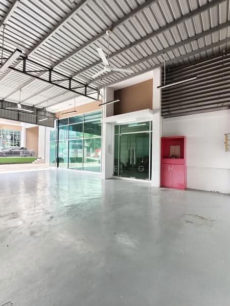 Factory for Rent in Austin (Johor Bahru) - Elaine Goh - Entrance - PropertyGuru.com.my
