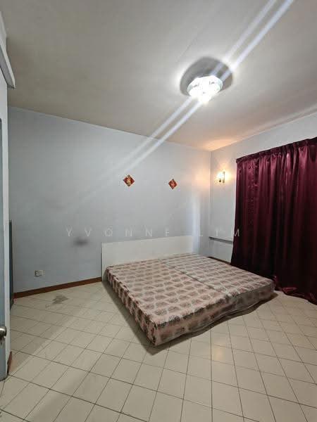 Pangsapuri untuk Dijual di Mon Bisca - Yvonne Lim - Bedroom - PropertyGuru.com.my