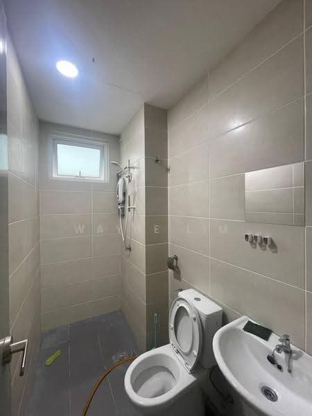 Condominium for Rent at Iris Residence - Wayne Lim - Bathroom - PropertyGuru.com.my