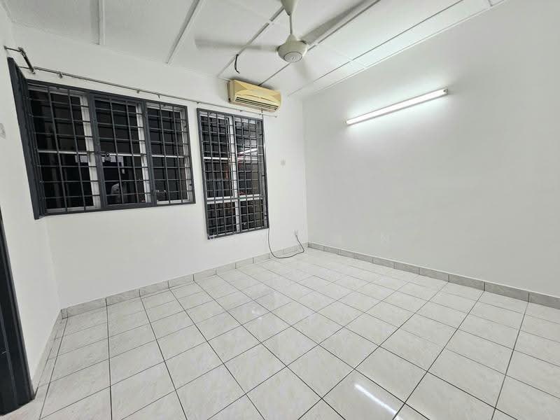 Rumah Teres 2-Tingkat untuk Disewa di TAMAN PUCHONG UTAMA (Puchong) - Wendy Chin - Interior - PropertyGuru.com.my