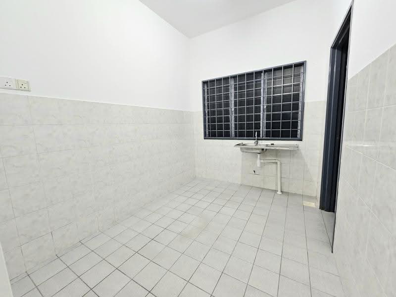 Rumah Teres 2-Tingkat untuk Disewa di TAMAN PUCHONG UTAMA (Puchong) - Wendy Chin - Kitchen - PropertyGuru.com.my