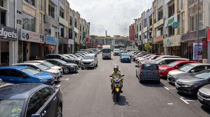 Shop for Rent in Bandar Mahkota Cheras (Cheras) - Chris Tye - Exterior - PropertyGuru.com.my