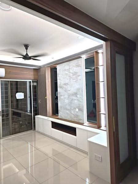 Rumah Teres 1-Tingkat untuk Dijual di Taman Bukit Kempas (Tampoi) - Karl Lim - Living Room - PropertyGuru.com.my