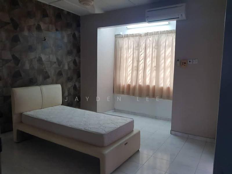 Rumah Teres 2-Tingkat untuk Dijual di Taman Wawasan (Puchong) - Jayden Lee - Bedroom - PropertyGuru.com.my