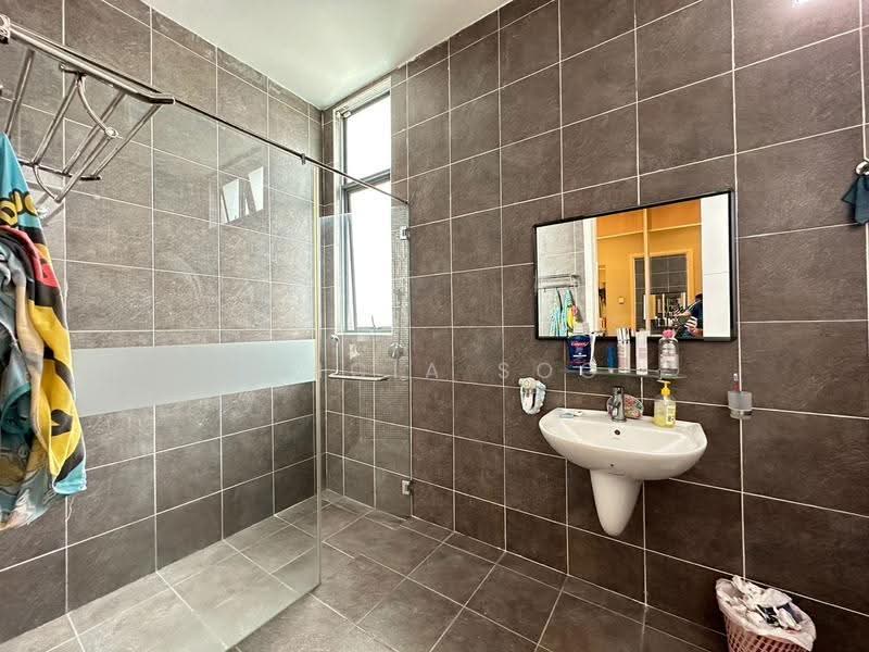 Bungalow House untuk Dijual di Seksyen U1 (Glenmarie) - Alicia Soo - Bathroom - PropertyGuru.com.my