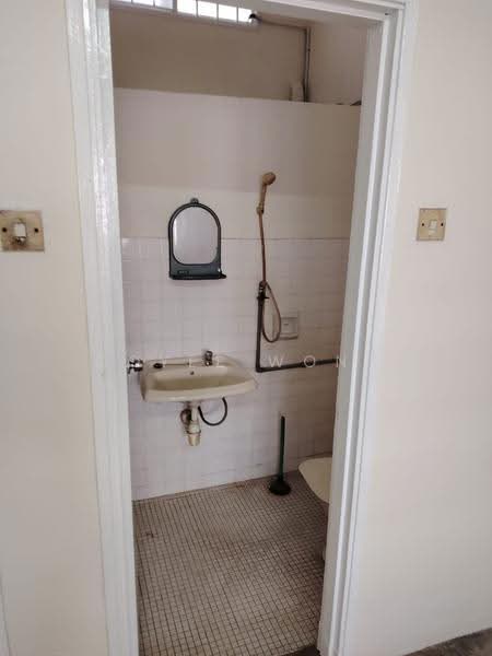 Rumah Teres 1-Tingkat untuk Dijual di Bandar Sri Damansara (Selangor) - Coyee Wong - Bathroom - PropertyGuru.com.my