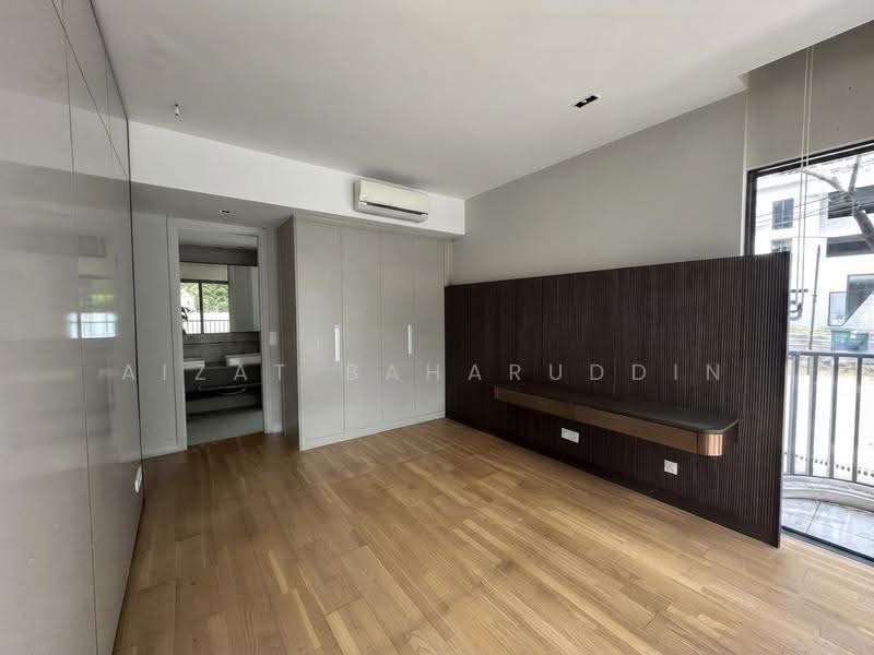 Commercial Bungalow for Rent in KL City Centre (Kuala Lumpur) - Aizat Baharuddin - Bedroom - PropertyGuru.com.my
