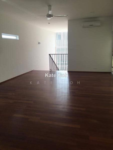 Bungalow House untuk Dijual di Lakefront Villa (Cyberjaya) - Hui Thing Goh - PropertyGuru.com.my