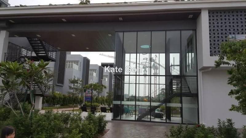 Bungalow House untuk Dijual di Lakefront Villa (Cyberjaya) - Hui Thing Goh - PropertyGuru.com.my