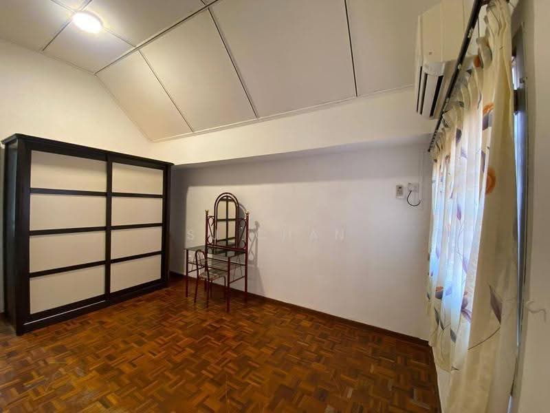 Rumah Teres 1.5-Tingkat untuk Disewa di Taman Pelangi Indah (Ulu Tiram) - SJ CHAN - Bedroom - PropertyGuru.com.my